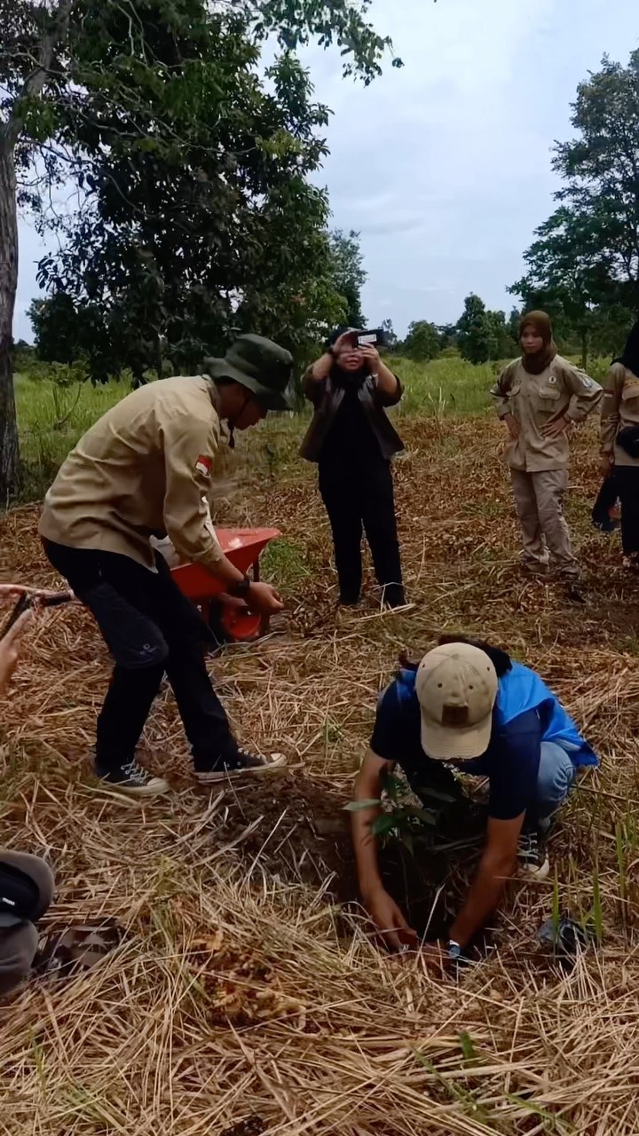 Langkah Nyata Mahasiswa Unila dalam Pemulihan Ekosistem Taman Nasional Way Kambas