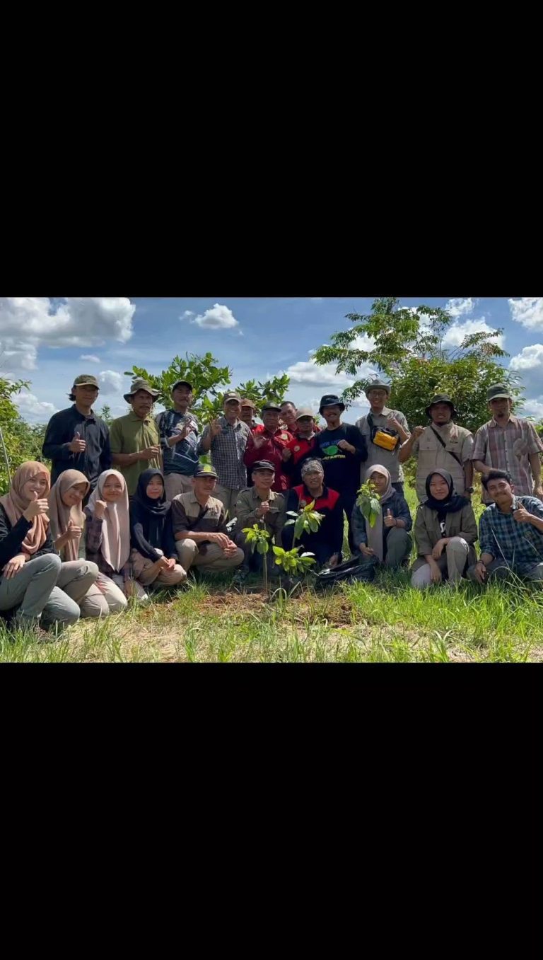 Inovasi Konservasi Mengubah Kotoran Gajah Menjadi Kompos Blok untuk Pemulihan Ekosistem