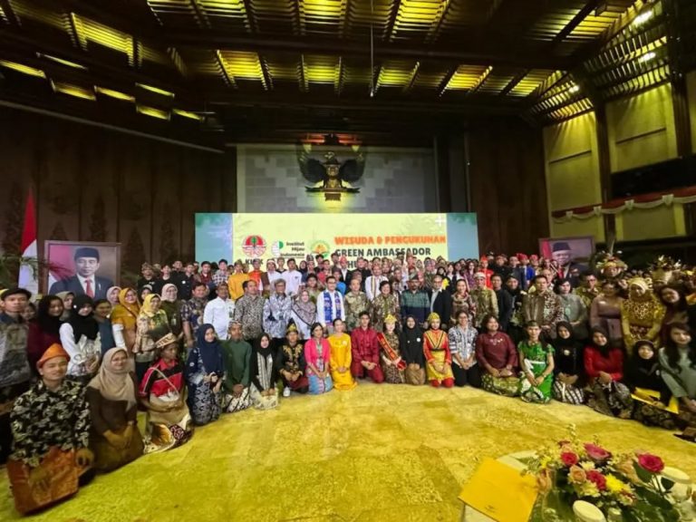 SaveClip.App_403209145_1024504078638402_2372411572372821199_n